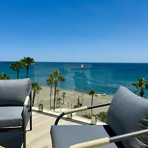 Apartment Sunnypalms - Beachfront Penthouse With Stunning Sea View, Estepona